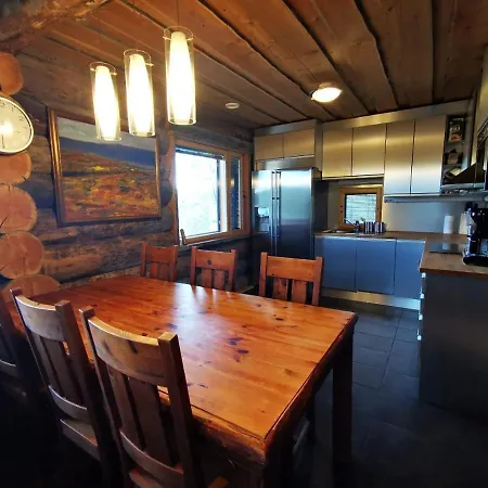 Tenon Temppeli - Tilava Lapissa Villa *